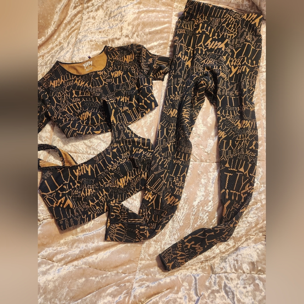 Yitty Set